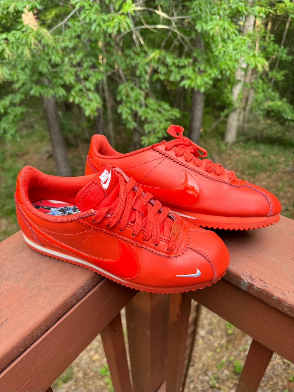 Nike Classic Cortez Leather SE Team Orange Sneakers Women’s US 8